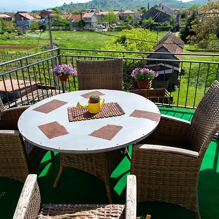 Astorija 2 게스트하우스 포드고리차