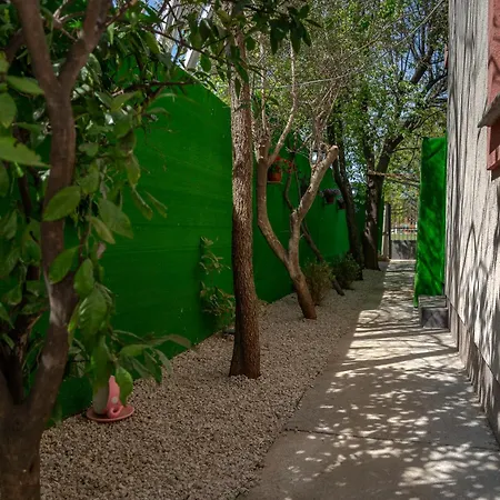 Astorija 2 Guest house *
