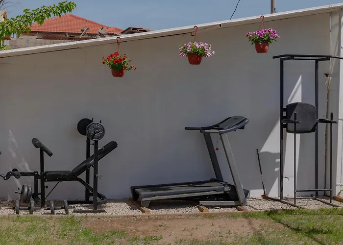 Pensjonat Astorija 2 *