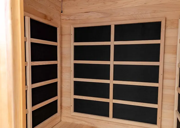 Astorija 2 招待所 *