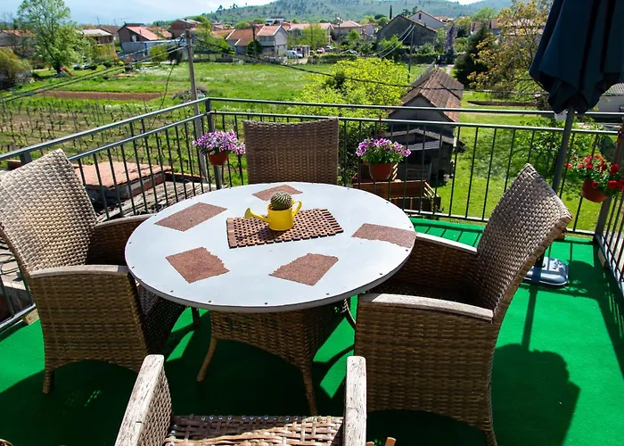 Astorija 2 招待所 波德戈里察