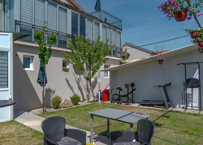 Astorija 2 招待所